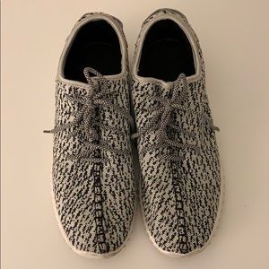 Men’s Athletic Shoes